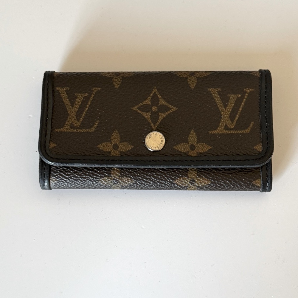 Louis Vuitton Brown Monogram Key Holder